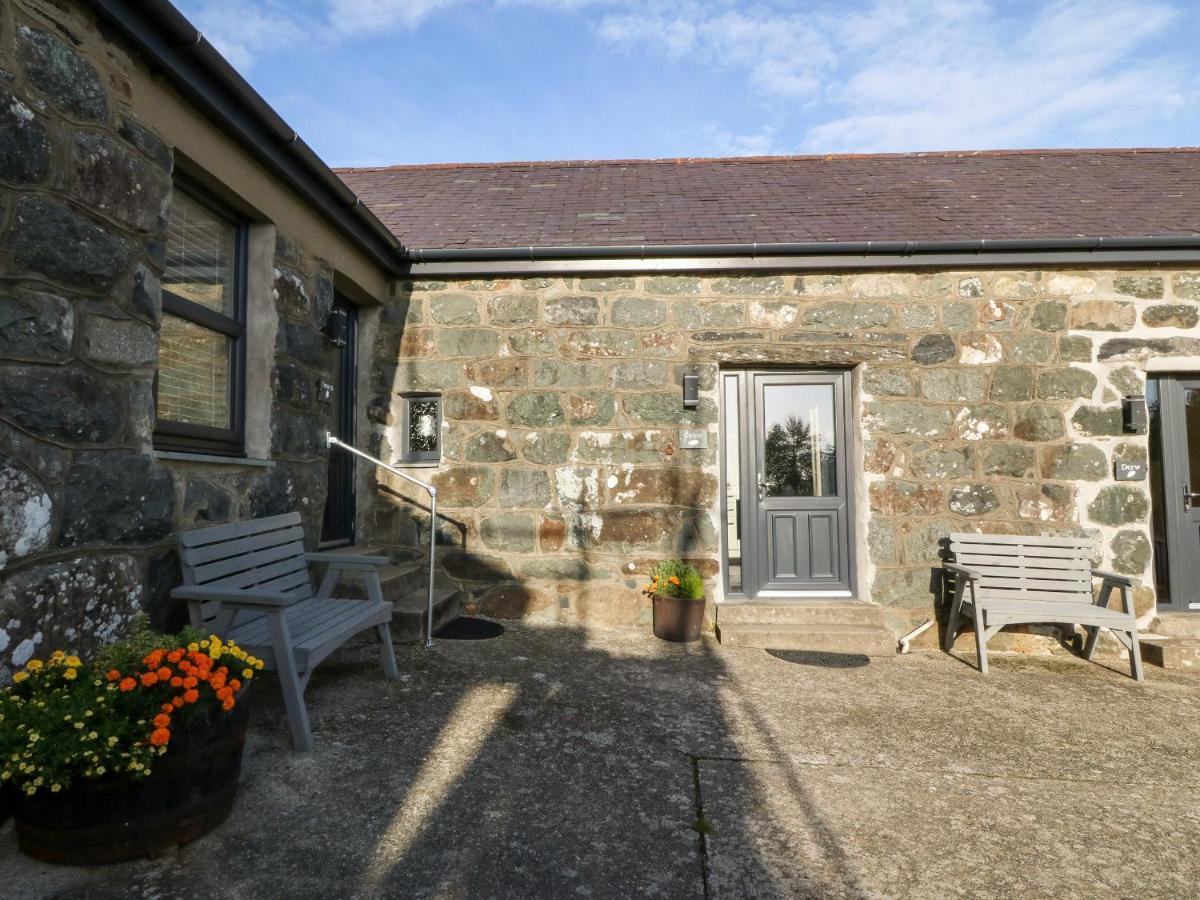 Tyddyn Sianel - Celyn Villa Criccieth Exterior photo