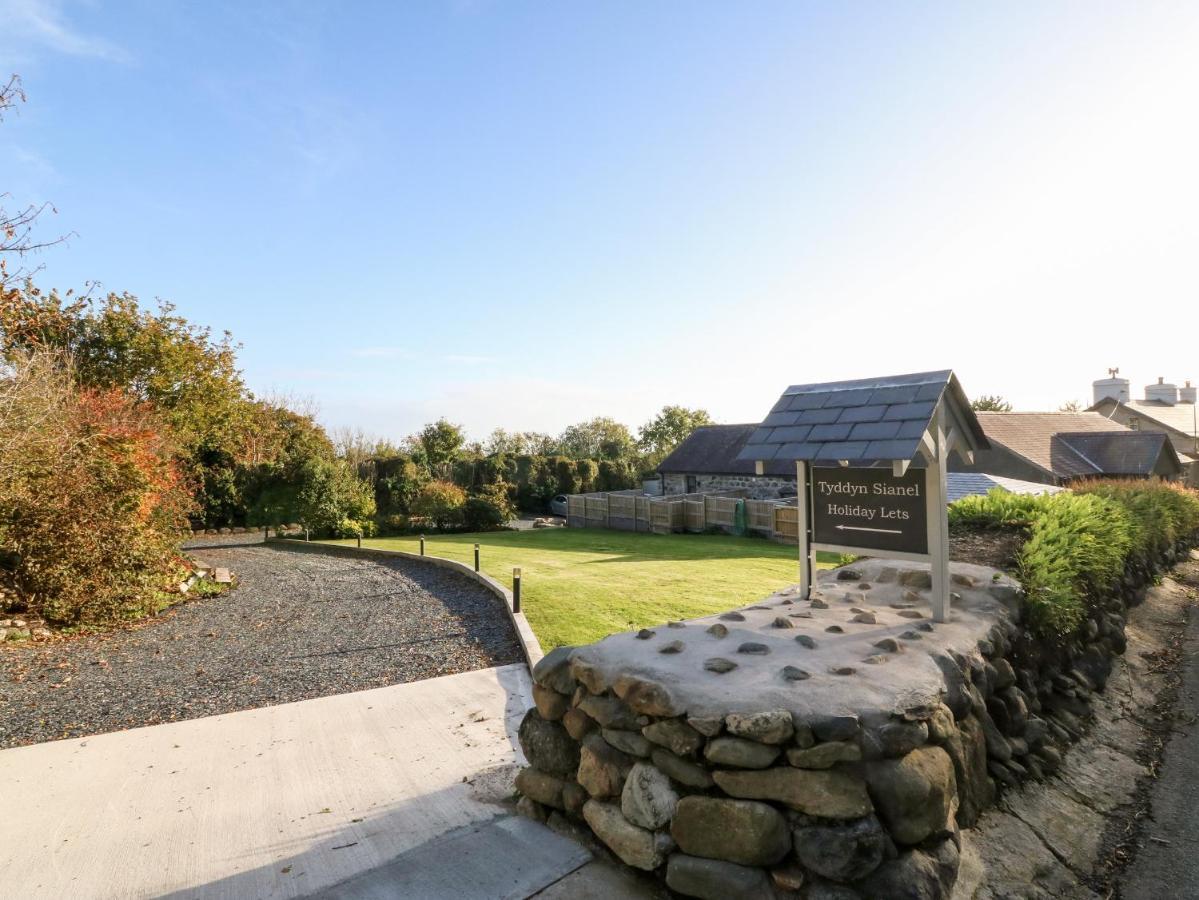 Tyddyn Sianel - Celyn Villa Criccieth Exterior photo